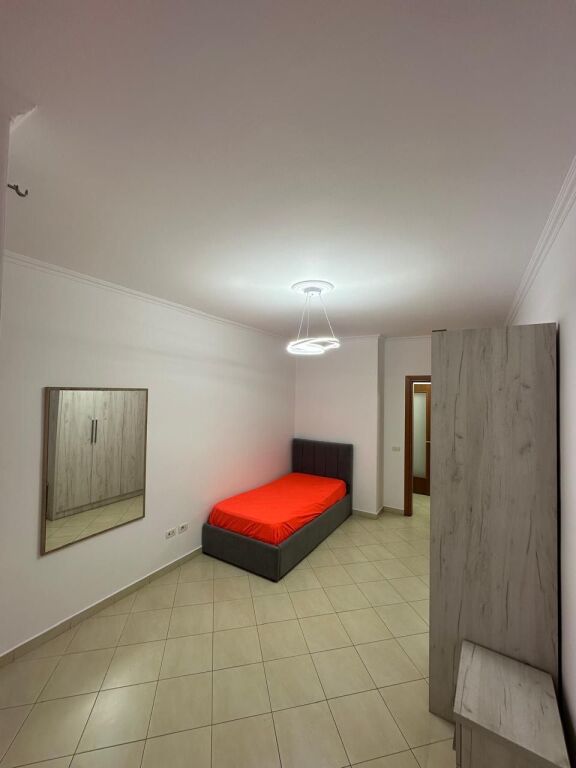 Shitet Apartament 2+1+2 Don Bosko