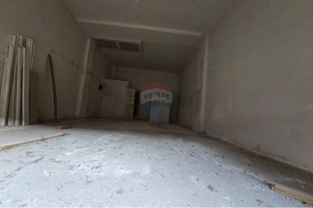 🚗 In vendita 4 garage – Skele, Vlorë