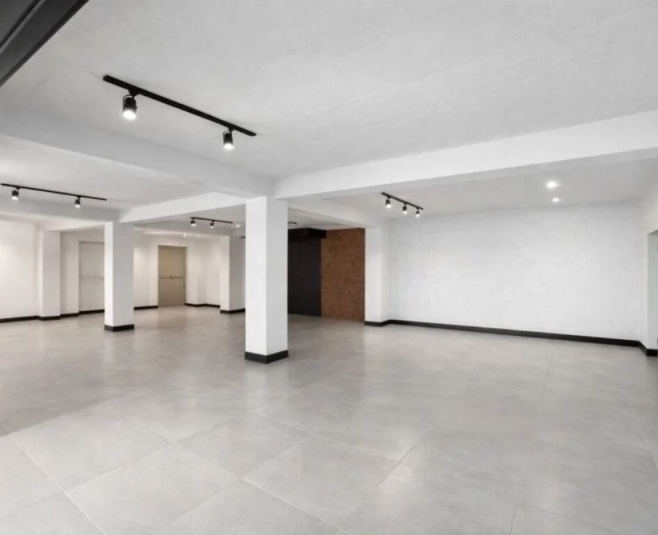 Rent | Business Premises 3-storey Building | Sauk | 11200 €/month negotiable