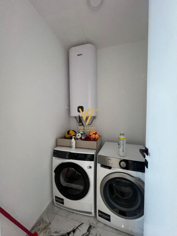VENDESI APPARTAMENTO 2+1+2+3BLK A LAKE VIEW 750.000 EURO