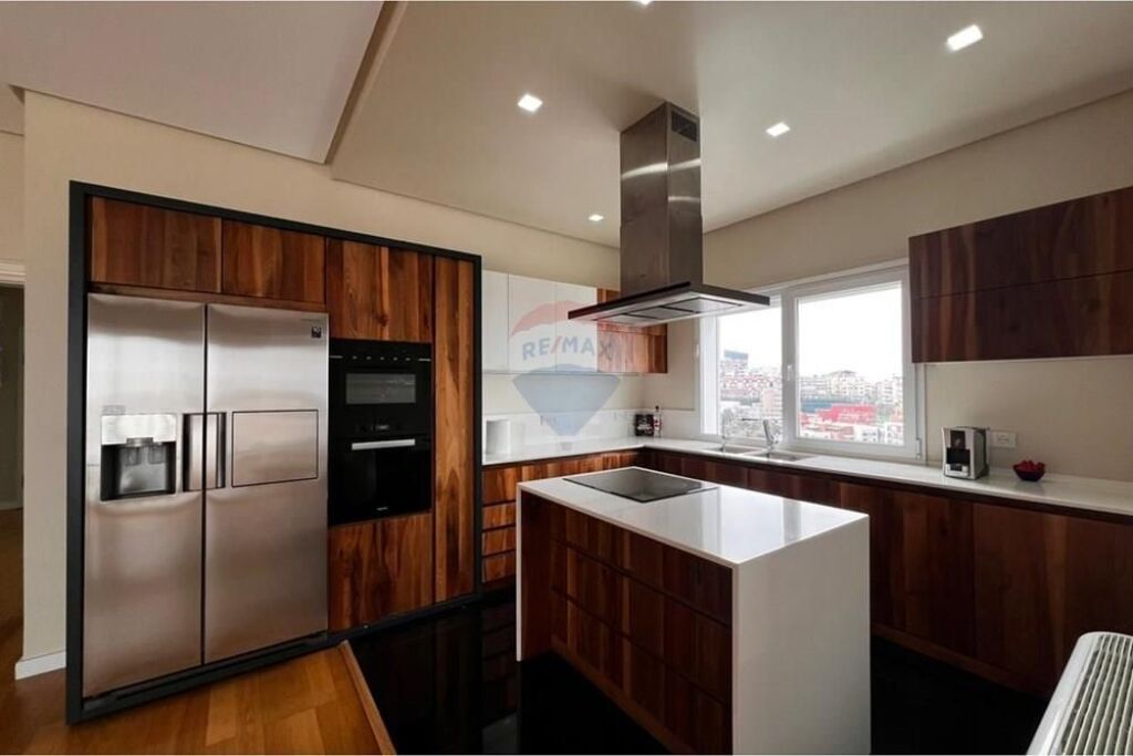 2+1+2 apartment for rent near the Botanical Garden!