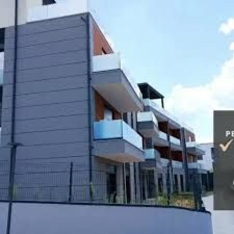 Apartment 1+1 with parking space for rent at Sofia Residence, near TEG.