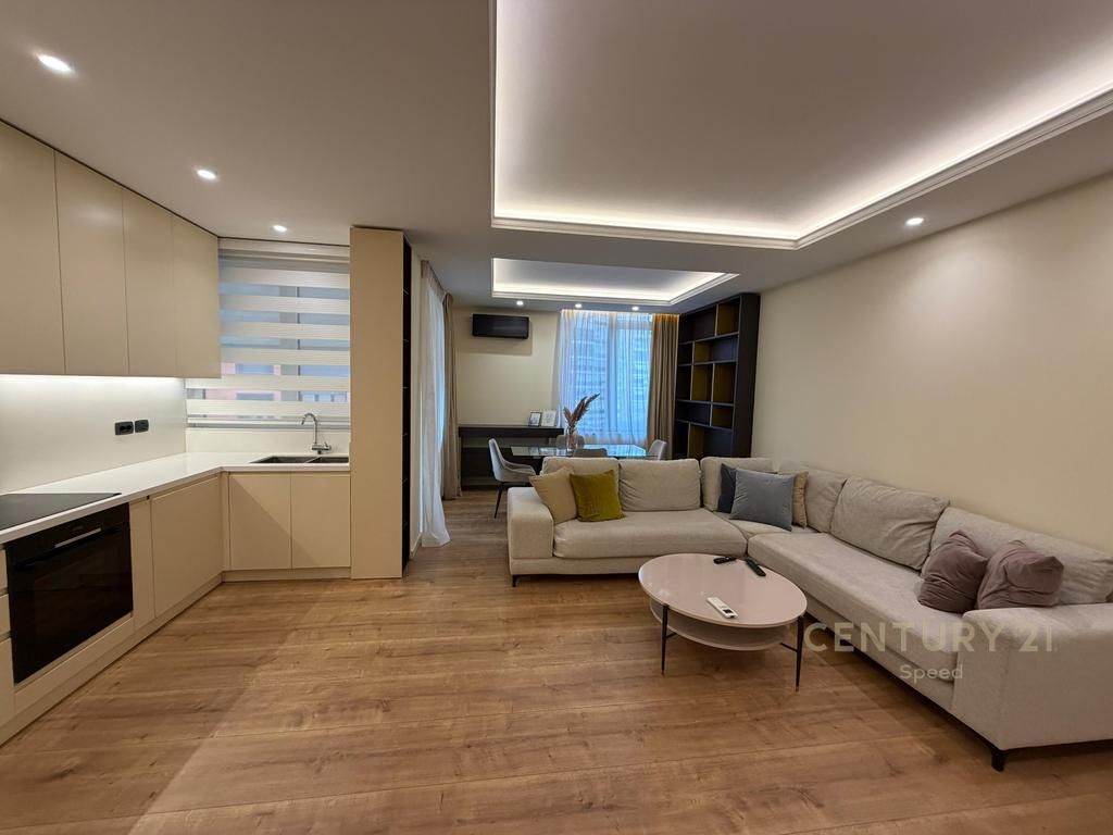 JEPET ME QIRA APARTAMENT 2+1+2 NE QENDER