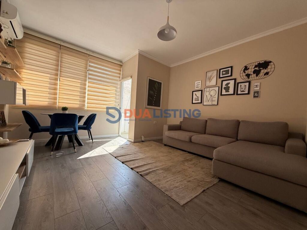 Japim me qira apartament 1+1 te Garda ne zonen e Bllokut