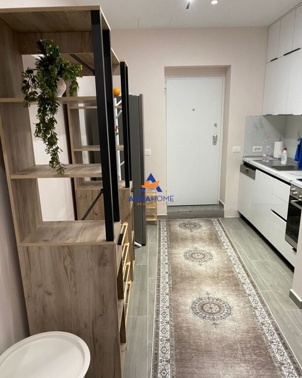 JEPET APARTAMENT ME QERA 1+1 "RRUGA QAMIJ GURRANJAKU" 850 EURO