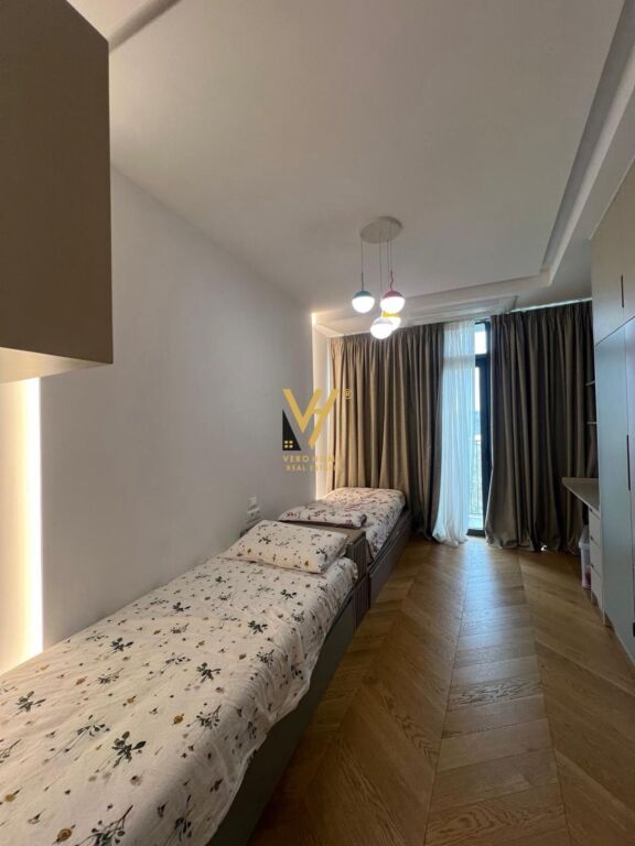 VENDESI APPARTAMENTO 2+1+2+3BLK A LAKE VIEW 750.000 EURO