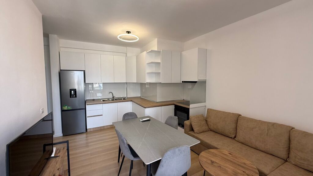 ISH FUSHA APARTAMENT 2+1 PER QERA!