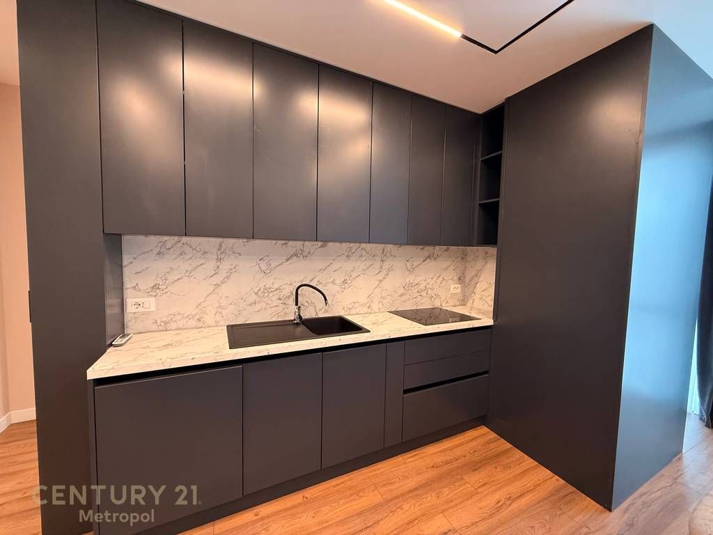 FOR RENT APARTMENT 3+1+2+PARKING SPACE, FORMER ELECTRIC MARKET!