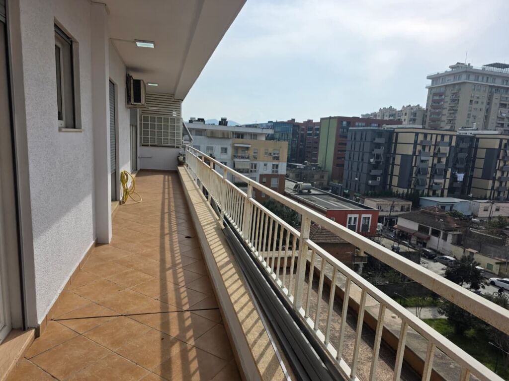 🏢 Apartament 2+1 me qira 700 Euro