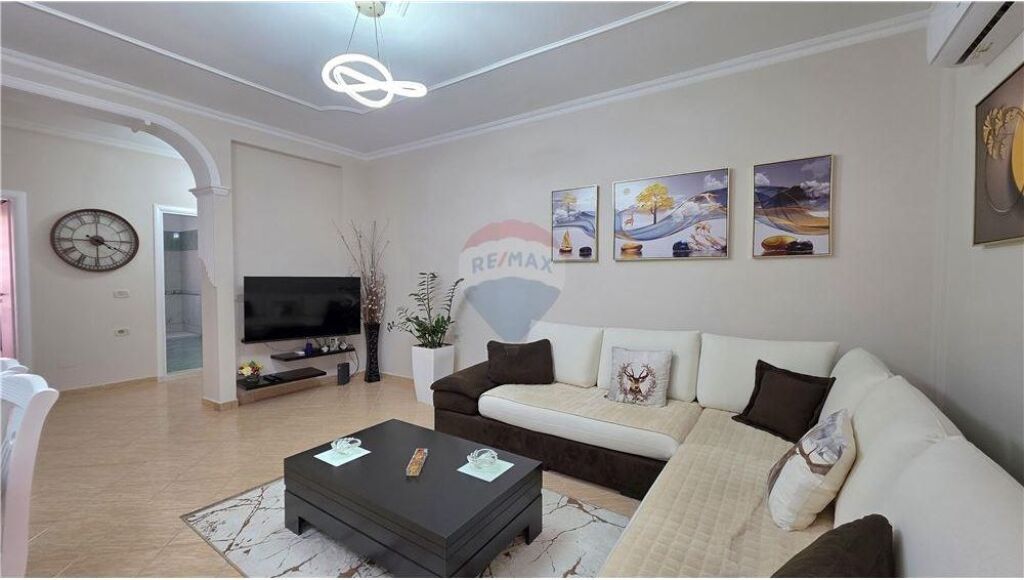 Apartament 2+1+2 ne shitje , Rruga e Cipajve