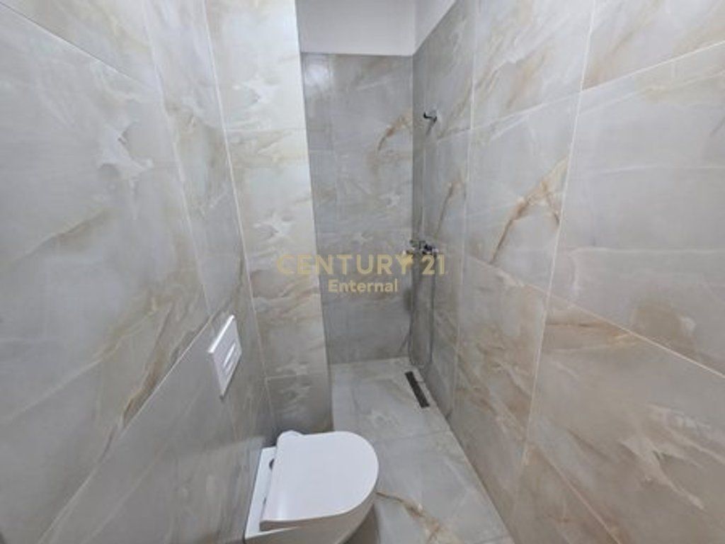 Apartment 2+1 For Rent in the 21 Dhjetori Area
