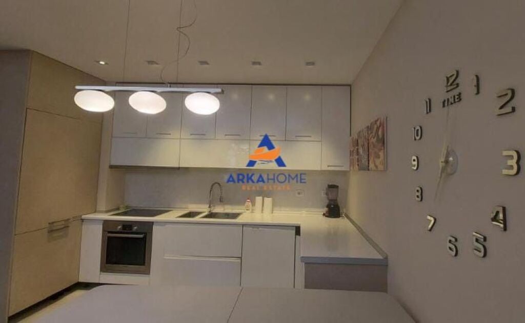 SHITET  APARTAMENT 1+1+BALLKON "LIQENI I TIRANES" 195.000 EURO