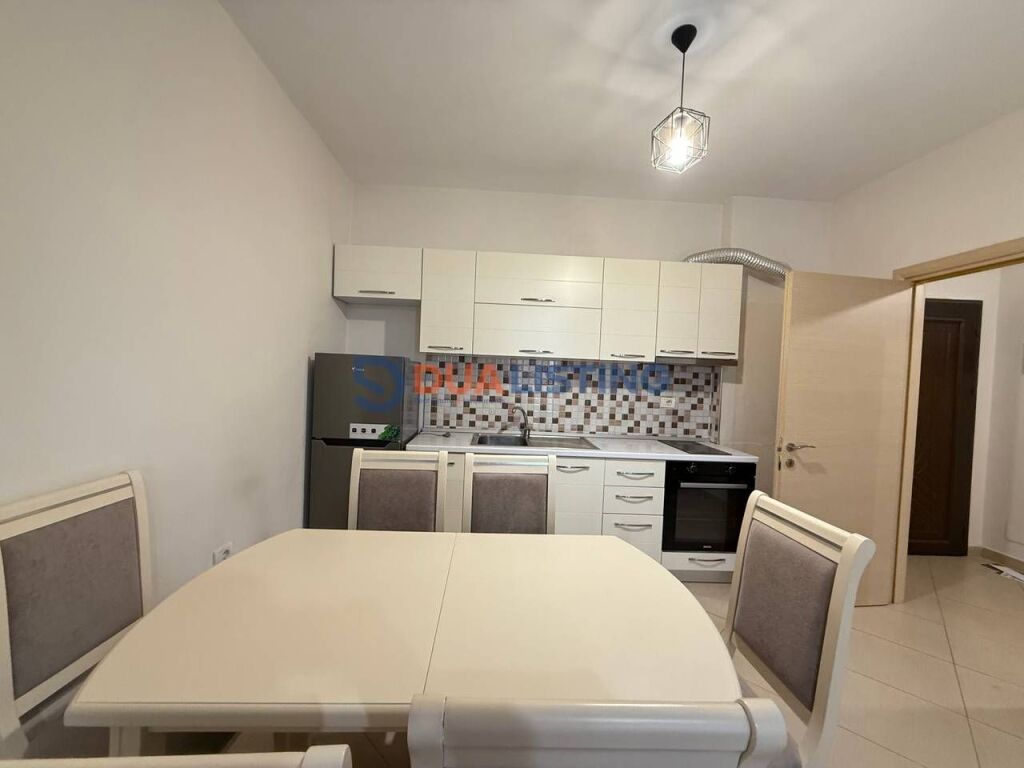 Apartament 1+1 ne Yzberisht prane KMY!