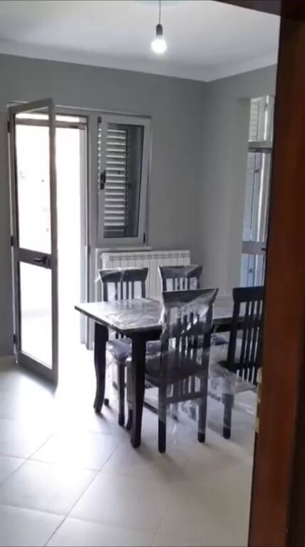 Apartament meqera 3+1+ballkone