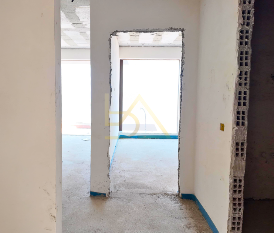 Shitet Apartament me Pamje nga Deti – Rruga Panorama, Sarandë