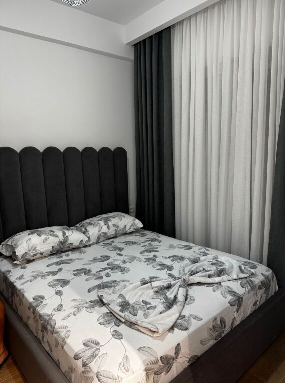 Apartament me qira 1+1 - tek zona e Ali Demit !