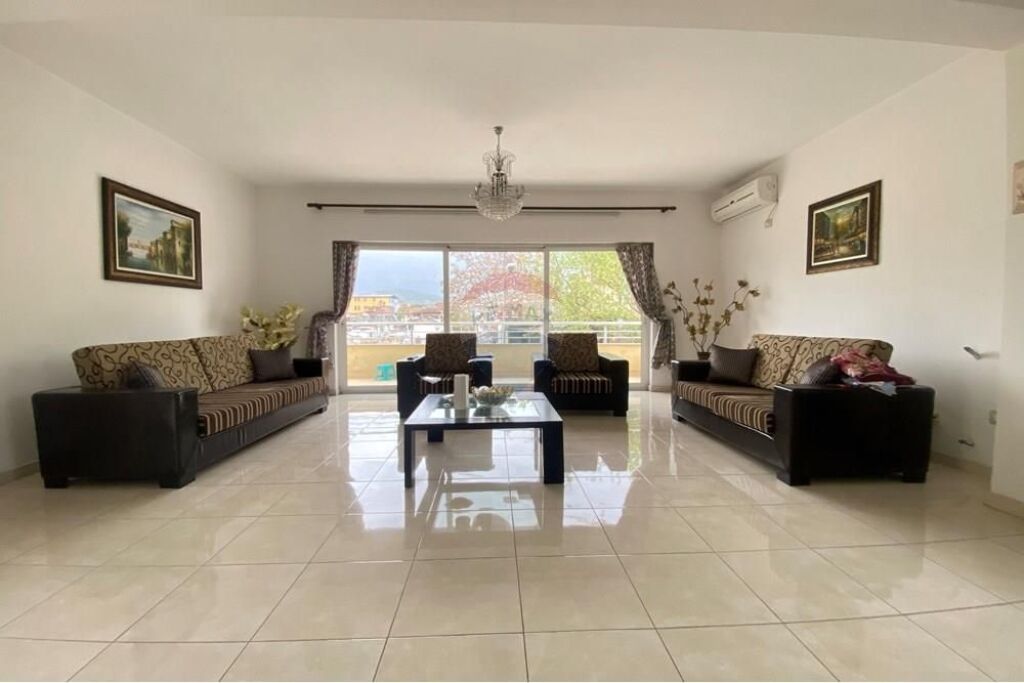 Vilë - Për Shitje - Shkolla e Bashkuar, Tiranë(ID: 530181094-126)