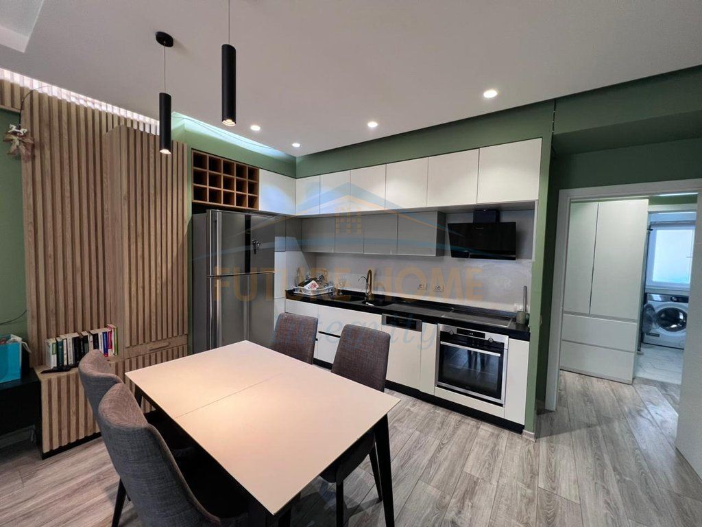 Rent, Apartment 3+1+2, Siri Kodra Street, Tirana...