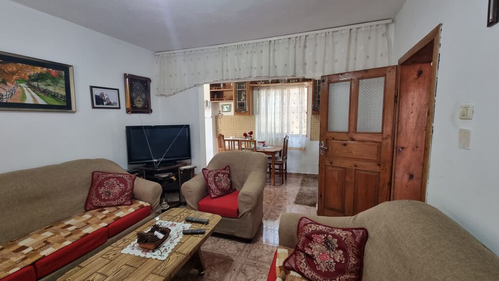 Jepet me qera Apartament 2+1, Babrru