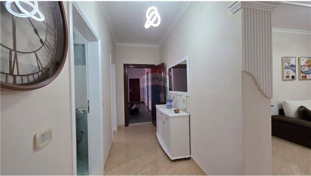 Apartament 2+1+2 ne shitje , Rruga e Cipajve