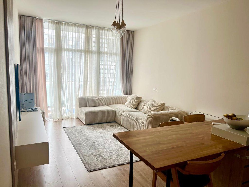 Shitet Apartament bashkëkohor në Komunën e Parisit