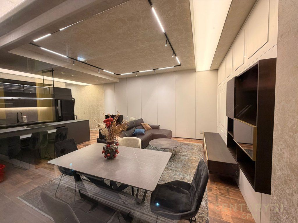 Appartamento 2+1+2 di lusso in vendita presso Ambassador 3