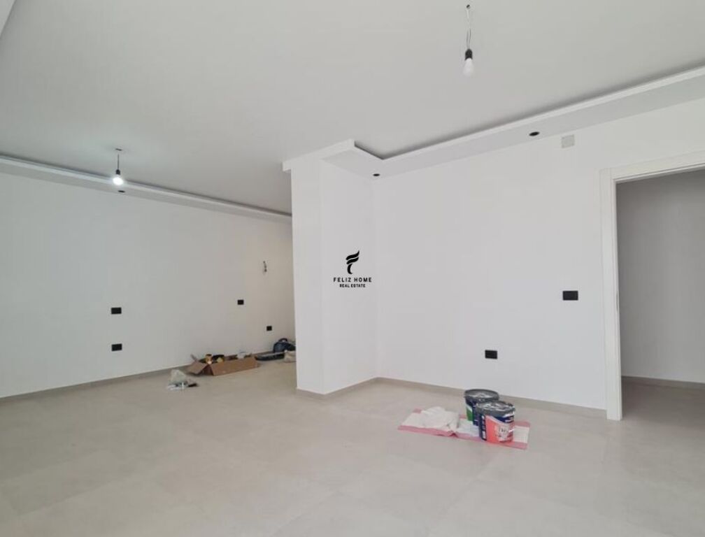 SHITET APARTAMENT 2+1 FRESK 130.000 EURO FH-58472
