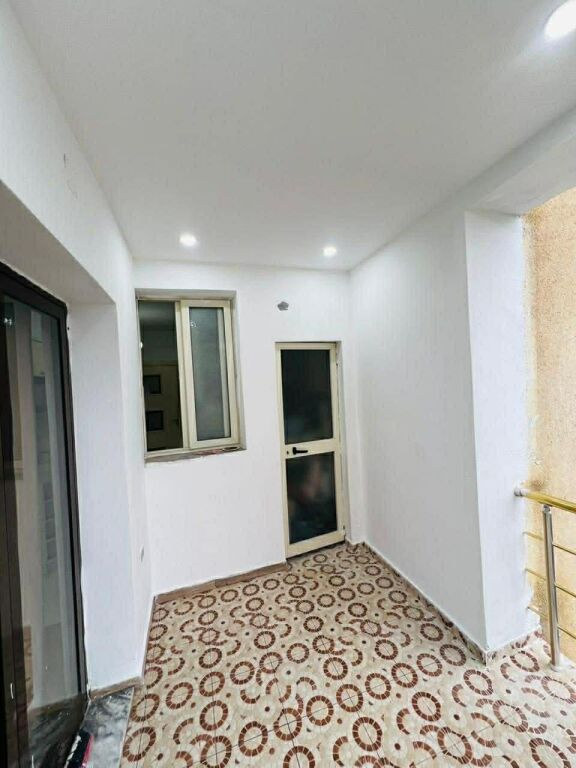 Apartment 3+1, Don Bosko!