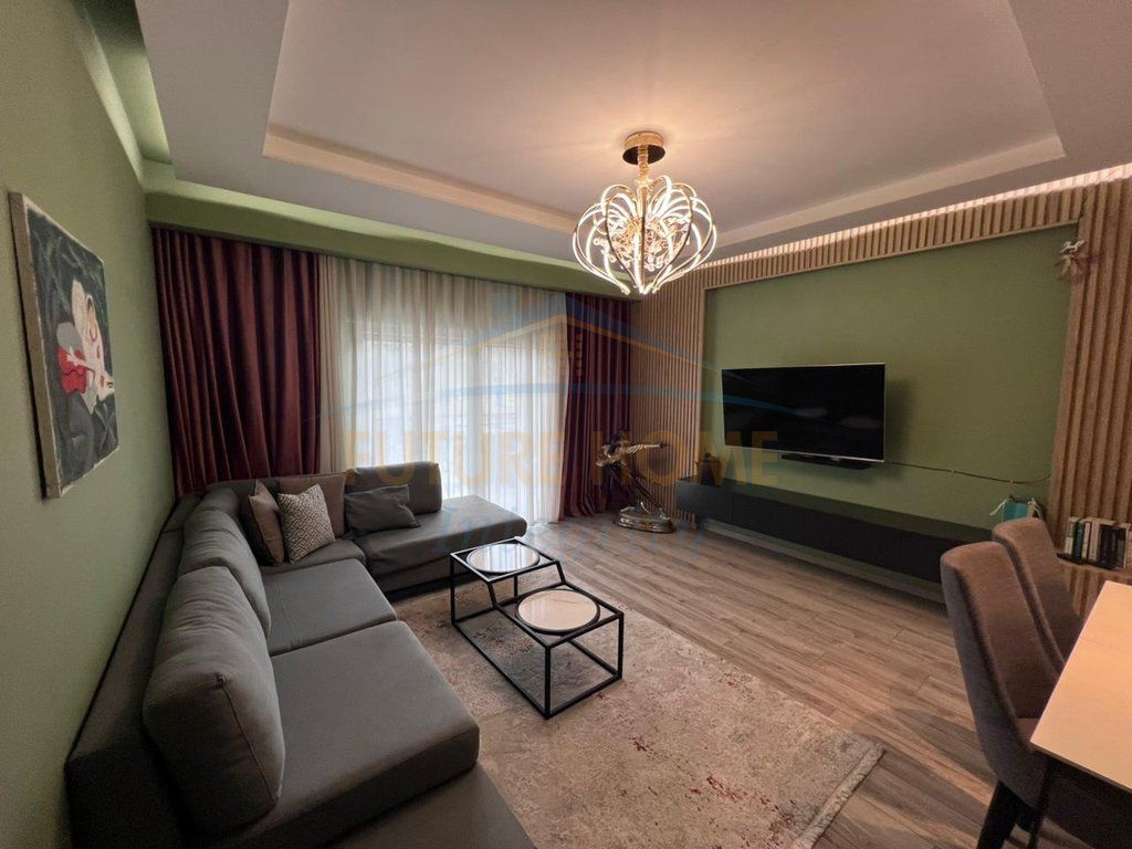 Rent, Apartment 3+1+2, Siri Kodra Street, Tirana...