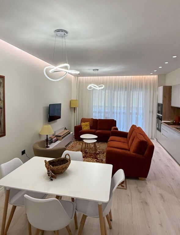 🏡 Apartment 1+1 for Rent – High School Area (near RTSH)