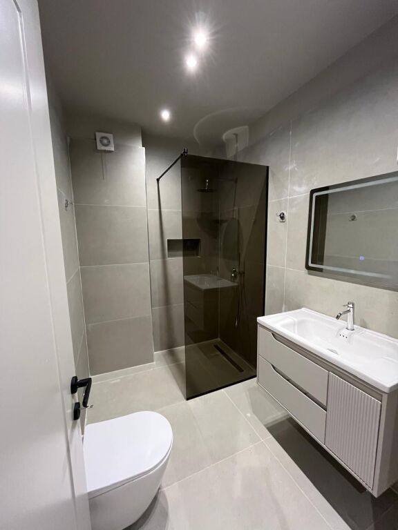 3 studios for sale near the train station.