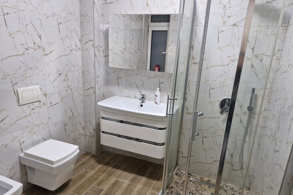 VENDESI APPARTAMENTO 3+1+2 PORCELAN 219.000 EURO