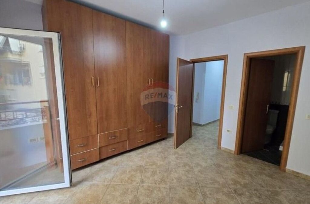 Apartament - Për Shitje - Rruga Rrapo Hekali, Tiranë(ID: 530411001-1325)