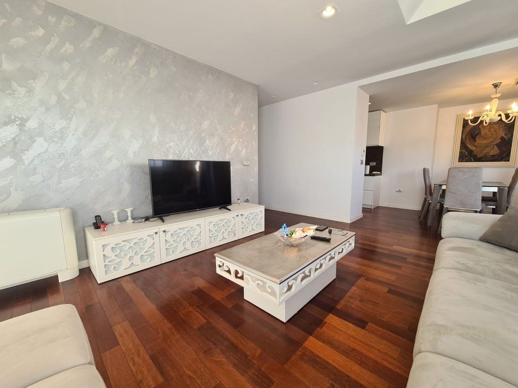 Appartamento 2+1+2 in vendita in Via Kavaja