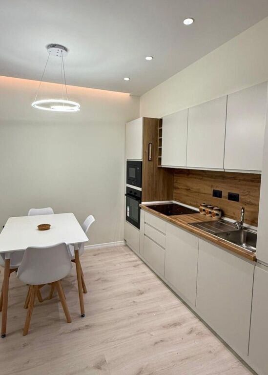 🏡 Apartment 1+1 for Rent – High School Area (near RTSH) ✨