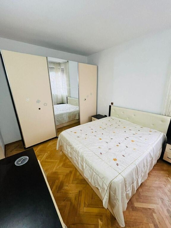 Apartment 3+1, Don Bosko!