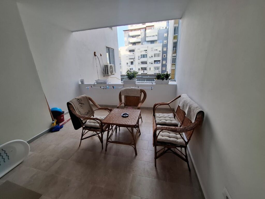 Apartment 2+1 for rent in neighborhood 17 in Durres