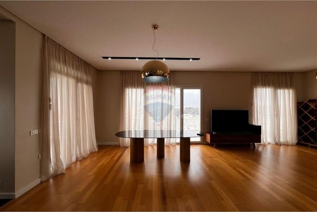 2+1+2 apartment for rent near the Botanical Garden!