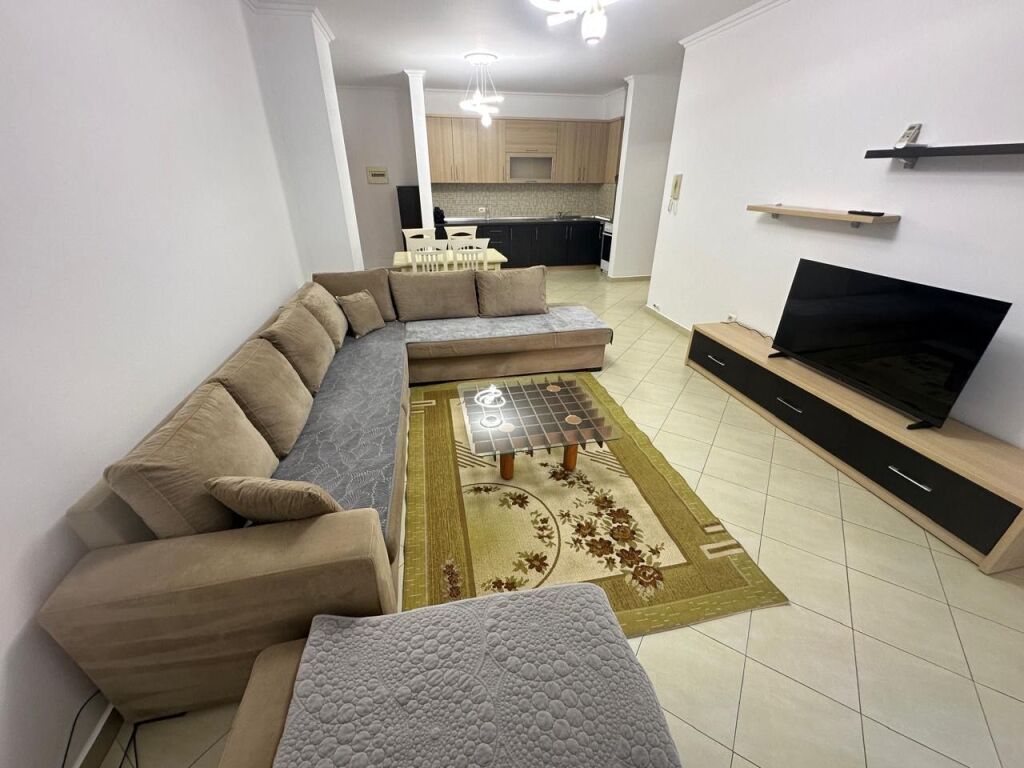 Shitet Apartament 2+1+2 Don Bosko