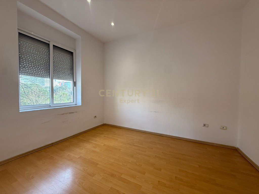 FOR RENT 3+1 APARTMENT FOR OFFICE NEAR TAIWAN!