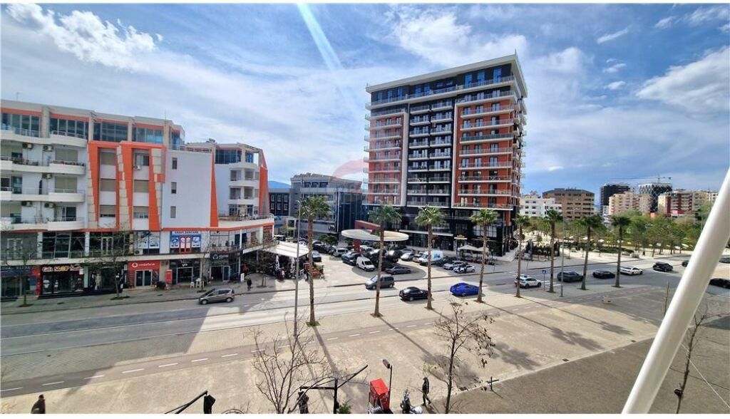 🌊🏡 Appartamento 2+1 in Affitto a Lungo Termine – Lungomare, Vlora