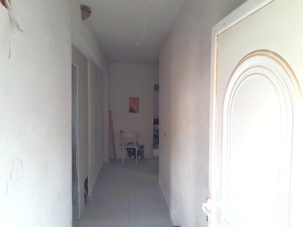 Private house + Land Ilias