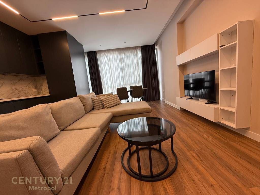 FOR RENT APARTMENT 3+1+2+PARKING SPACE, FORMER ELECTRIC MARKET!