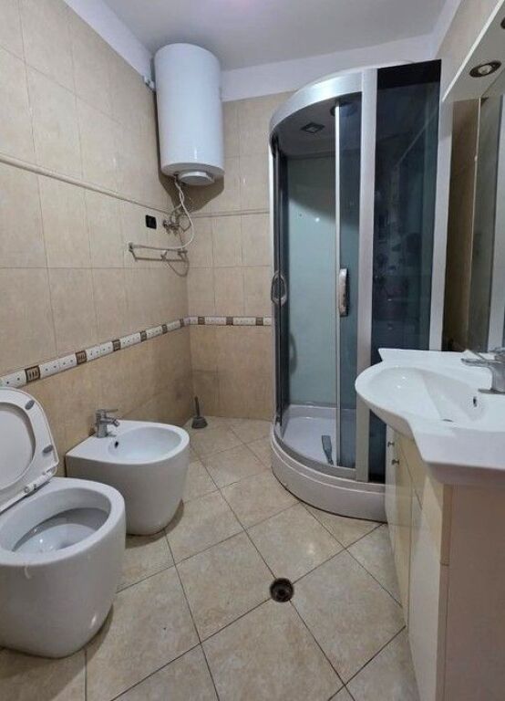 In vendita, Appartamento 2+1+2, Nuovo Anello, Tirana..
