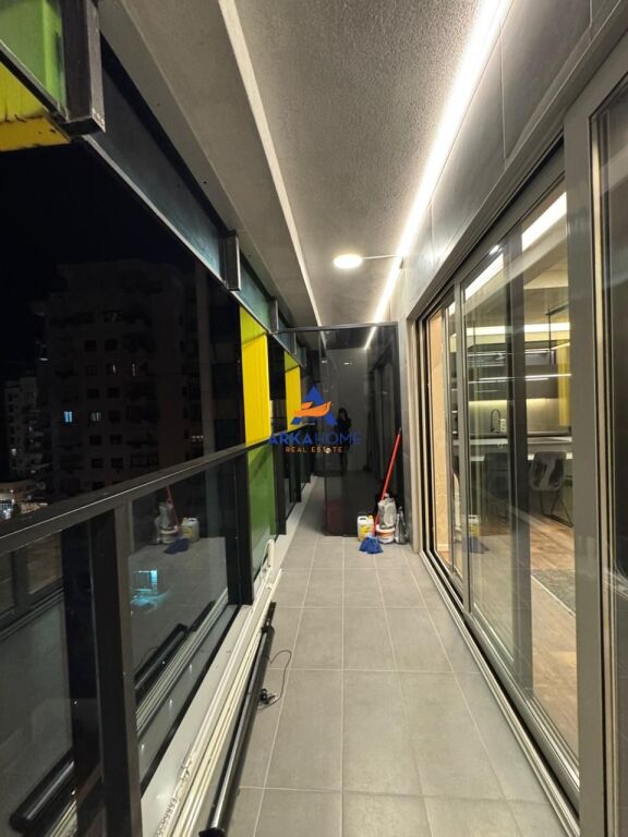 VENDESI SUPER APPARTAMENTO DI LUSSO "TE AMBASADOR 3" PREZZO TRATTABILE