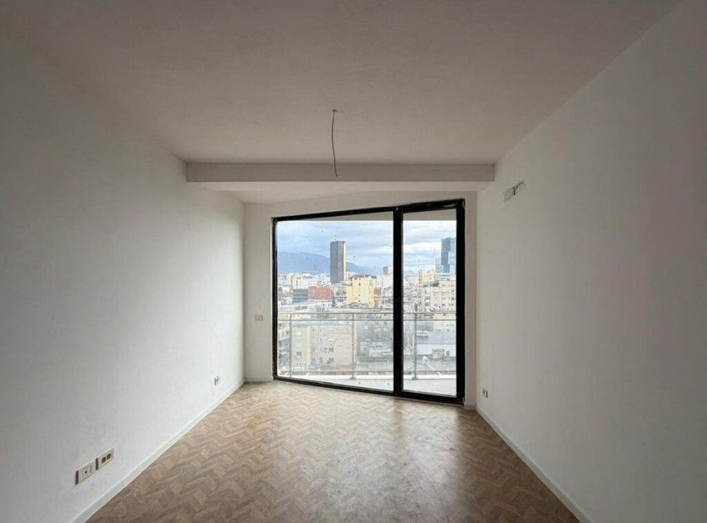 APPARTAMENTO 2+1 PER UFFICI IN AFFITTO PRESSO GOLDEN TOWER RESIDENCE !