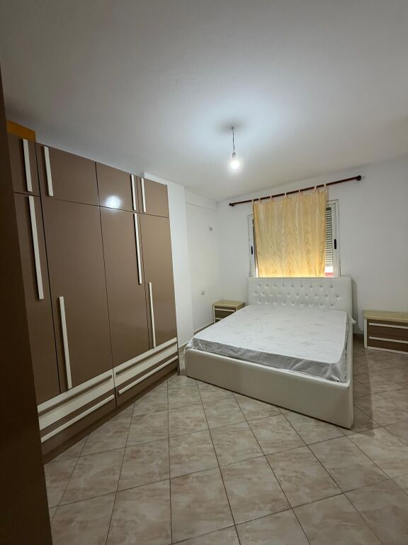 Affitto: Appartamento 1+1  6° piano  📍Complesso Fratari  Prezzo: 38.000 lek