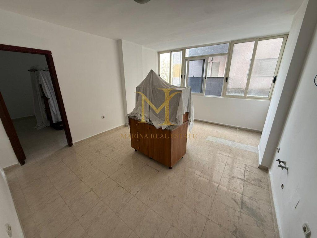 APARTMENT 1+1 FOR SALE IN RAILWAY BEACH !!