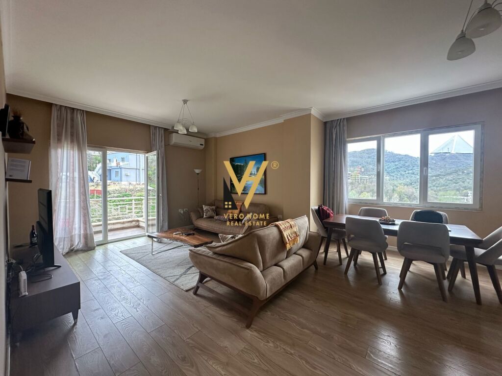 VENDESI APPARTAMENTO 2+1+2 AL LAGO ASCIUTTO 240.000 EURO
