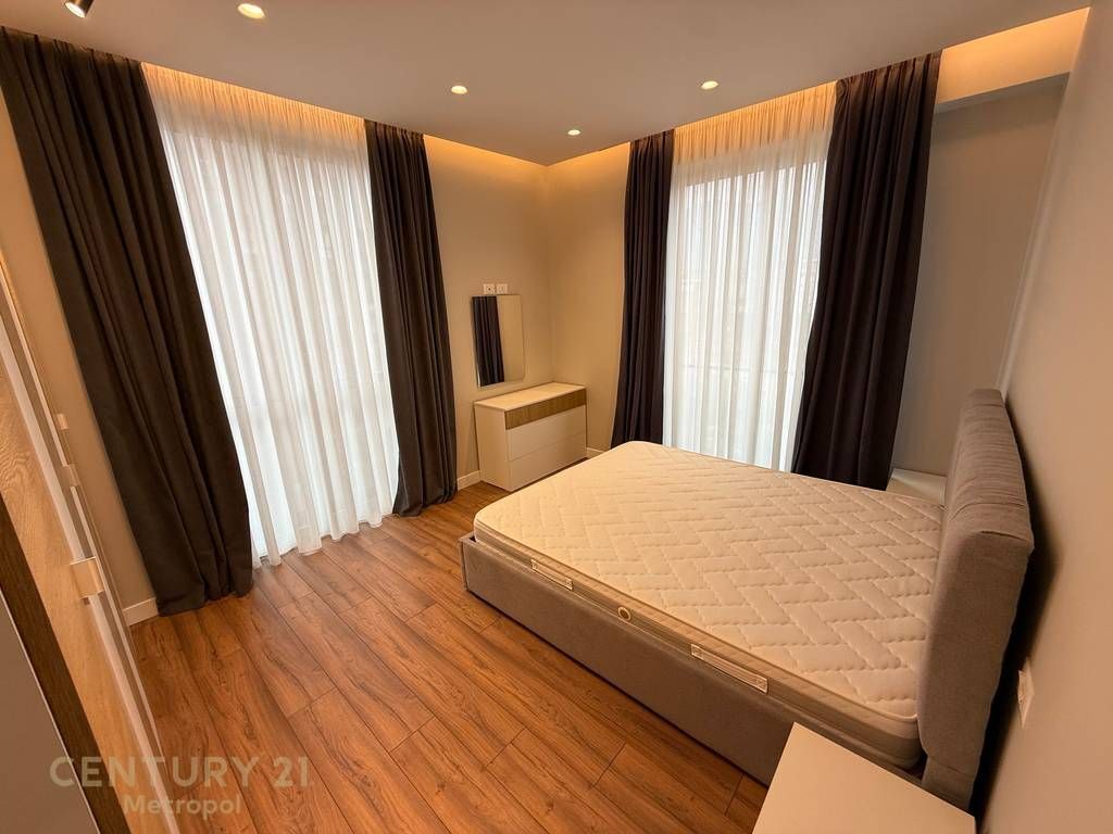 FOR RENT APARTMENT 3+1+2+PARKING SPACE, FORMER ELECTRIC MARKET!